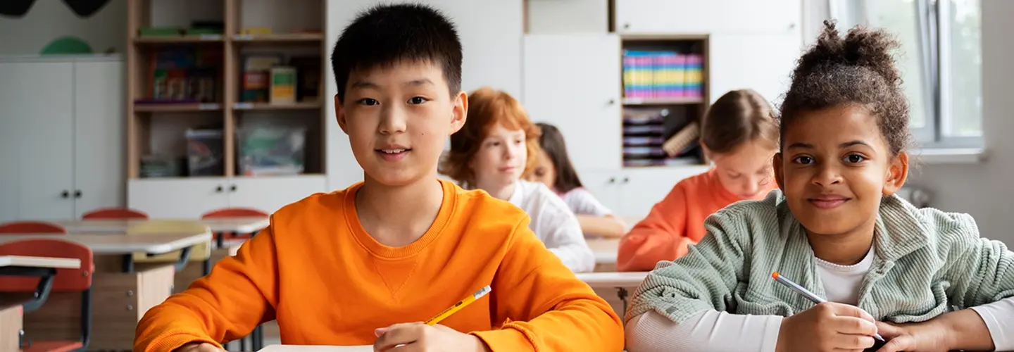 Sekolah bukan kilang, tetapi kenapa kita suka acuan sama?